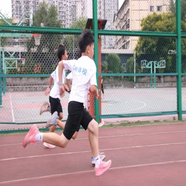 张之臻复出战：网坛新希望再度起航